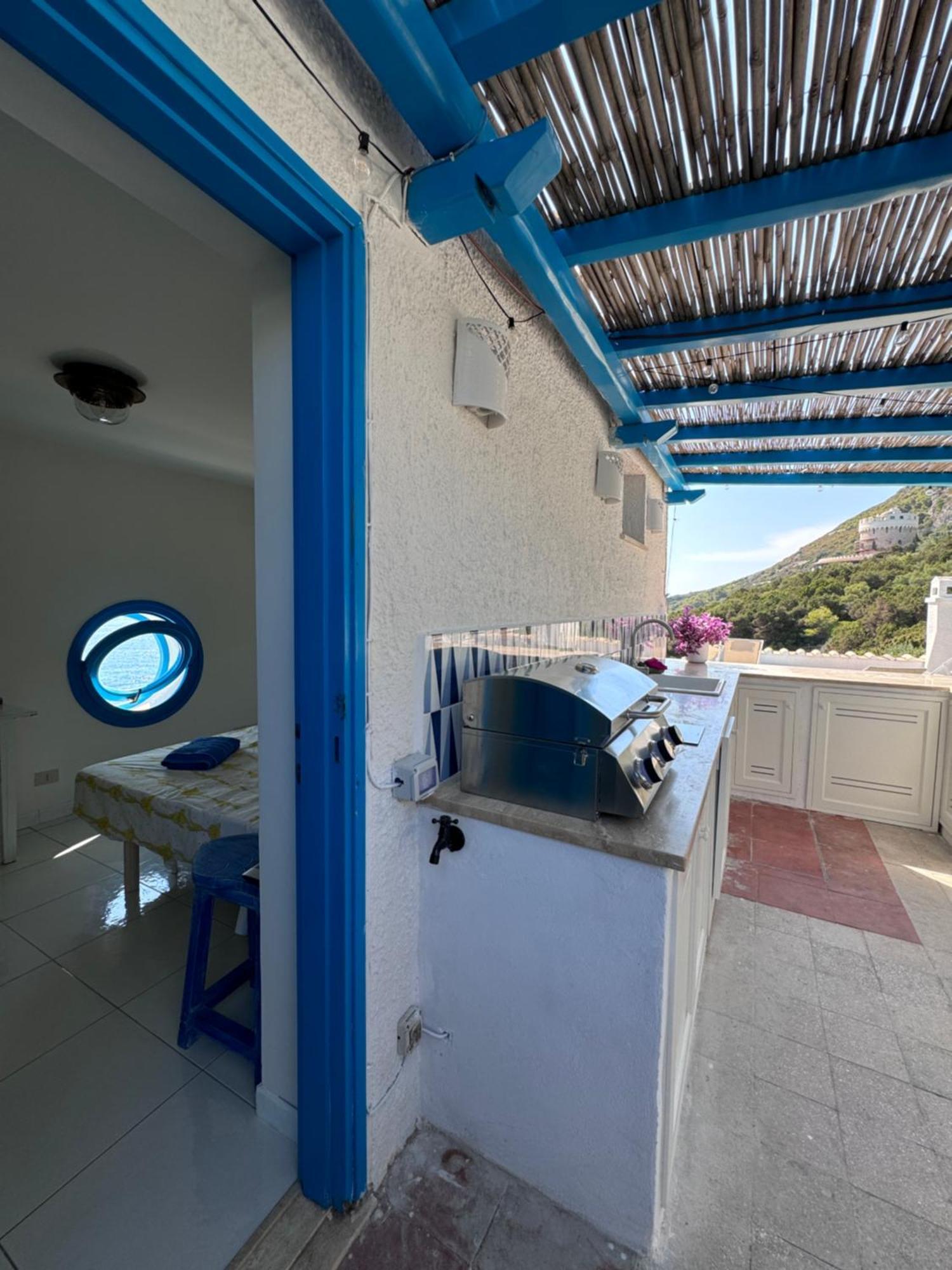 Casa Al Mare Con Spiaggia Privata Condominiale Сан-Феличе-Чирчео Номер фото
